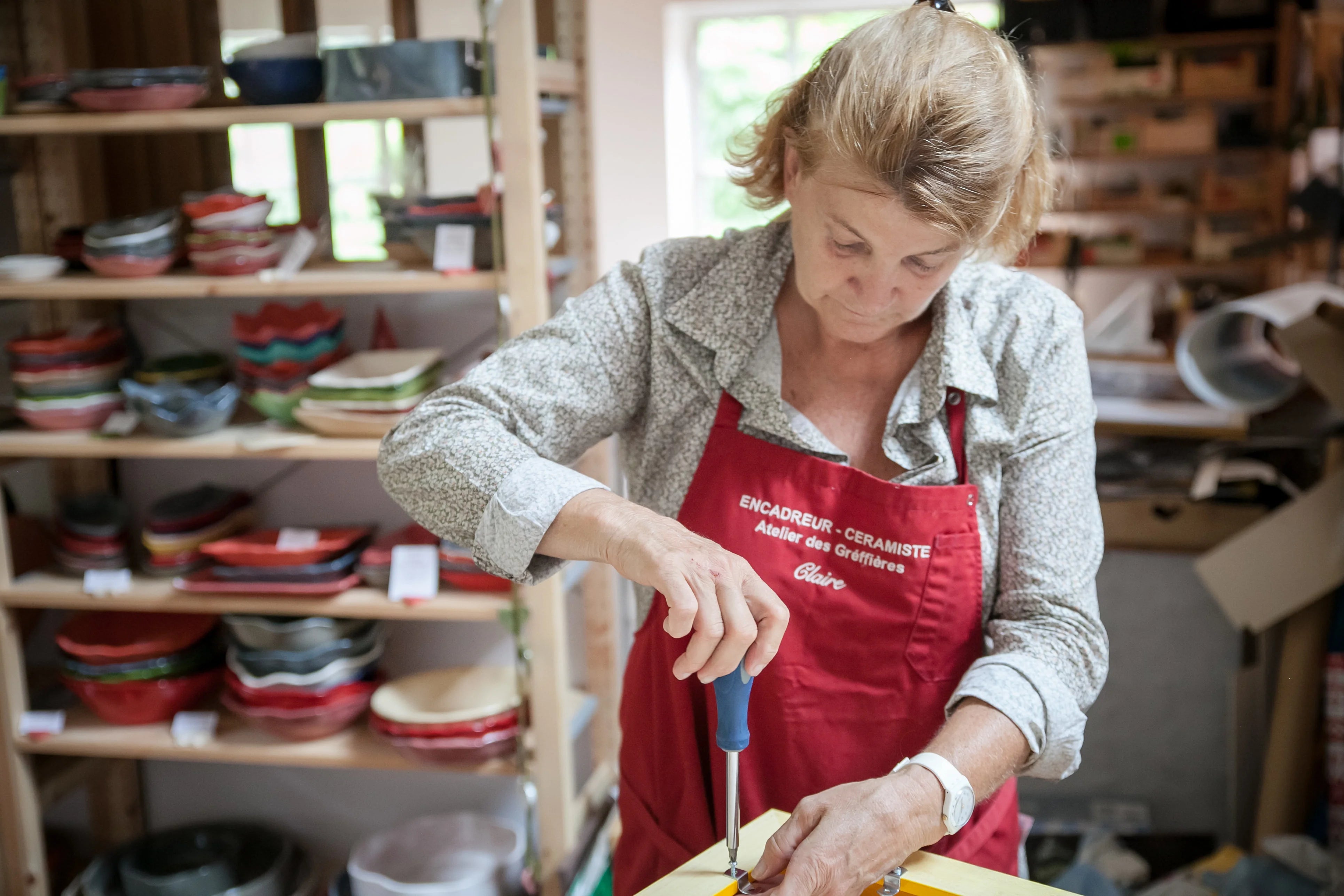Claire Huas, artisane céramiste à l'Atelier des Greffières